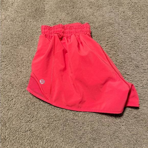 lululemon athletica Pants - lululemon Hotty hot shorts 2.5” inseam, heart throb color, size 6